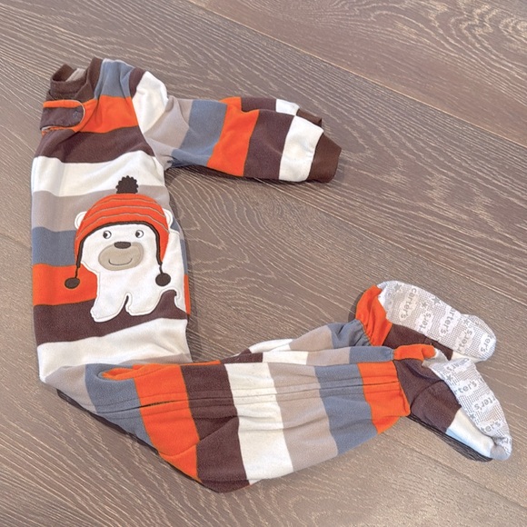 CARTERS 2T footed pajama striped sleeper with polar bear. Great condition. - Picture 3 of 4